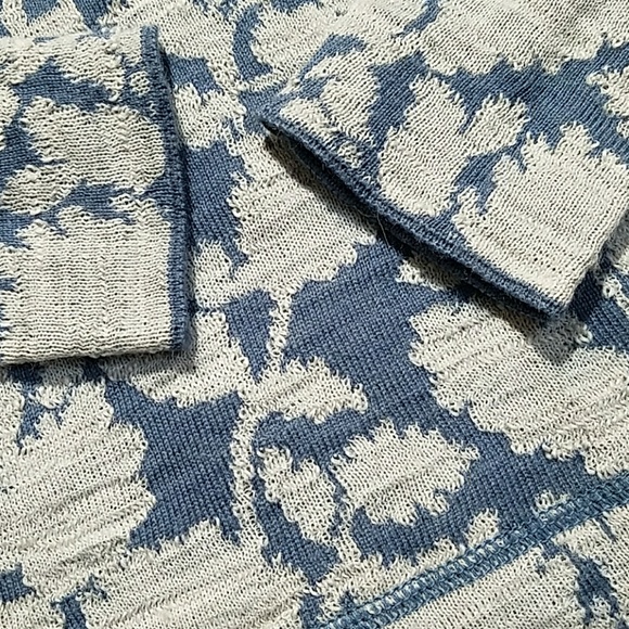 Loft || Floral Knit Top C145 - Picture 3 of 7